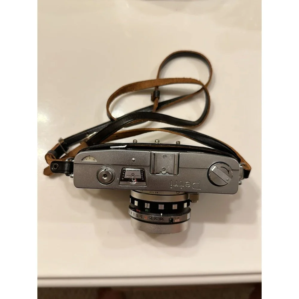 PETRI 7S - Vintage 35mm Film Camera made in Japan in 60's/ Rangefinder Camera/Ci - Picture 3 of 10